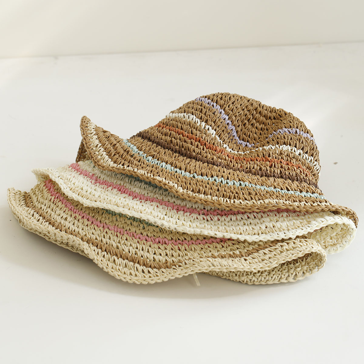 2026年新作 Y2K風 手作り 高品質 カラフルストライプ - Bucket Hat Straw のレビューと価格